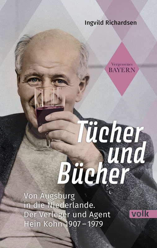 Buchcover, auf dem ein älterer Herr mit einem Weinglas in der Hand zu sehen ist